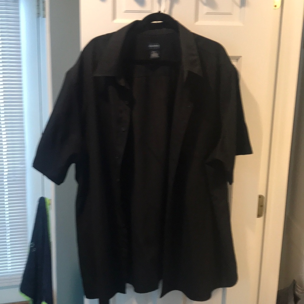 Black casual button down excellent condition